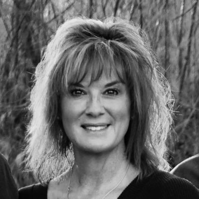 Profile Picture of Jennifer Mason (@jennmason_13) on Twitter