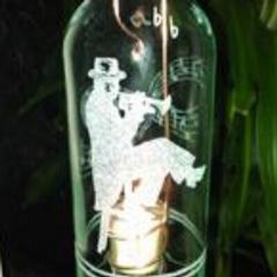 Profile Picture of Jay Bicknell (@Sundownerglass) on Twitter