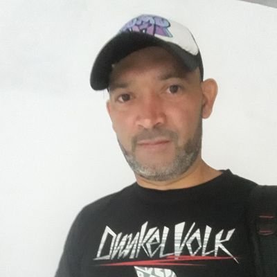 Profile Picture of Aaron El Profeta (@frank_joseph25) on Twitter