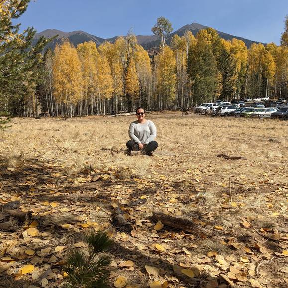 Profile Picture of Veronica Nguyen (@vronnie1821) on Poshmark