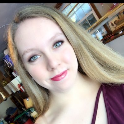 Profile Picture of Elizabeth Leighton (@Elizabeth_L2020) on Twitter