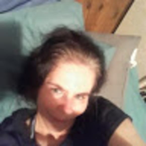 Profile Picture of Jamie Kulesa (@jamiesuekulesa) on Poshmark