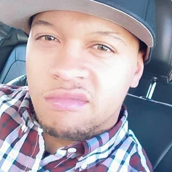 Profile Picture of Paul Jackson (@pauljackson226) on Poshmark