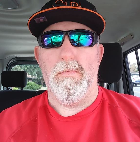 Profile Picture of Joseph Corbin (@corbin18466) on Poshmark