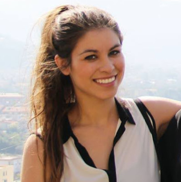 Profile Picture of Tiffany Chimal (@tiffanyc943) on Poshmark