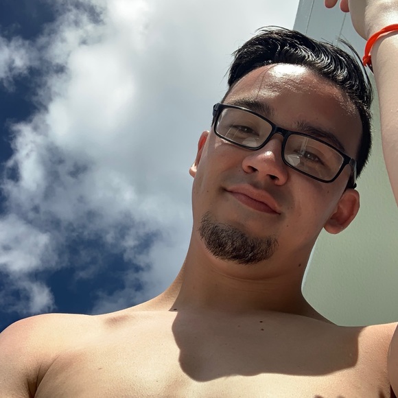 Profile Picture of Bradly Johnson (@brads1star) on Poshmark