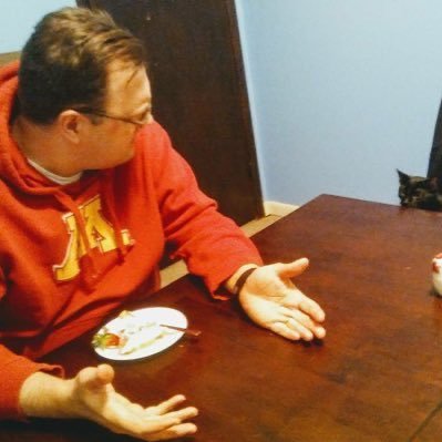Profile Picture of Eric Meyer (@MrMeyertheteach) on Twitter