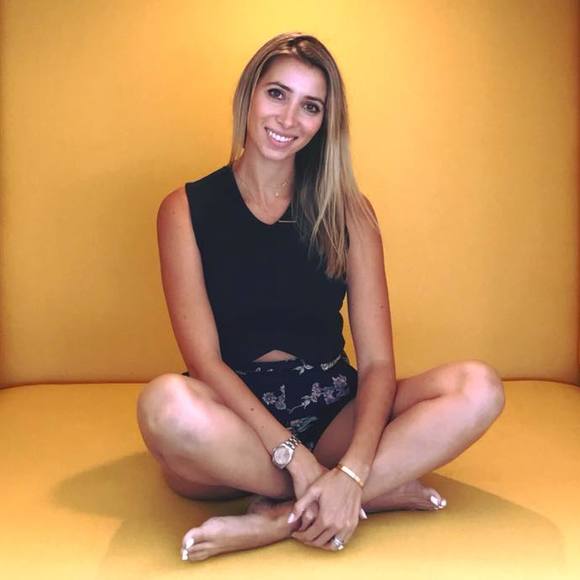 Profile Picture of Floriana Dormio (@florianad) on Poshmark