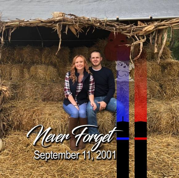 Profile Picture of Ariel Knight (@arielknight) on Poshmark