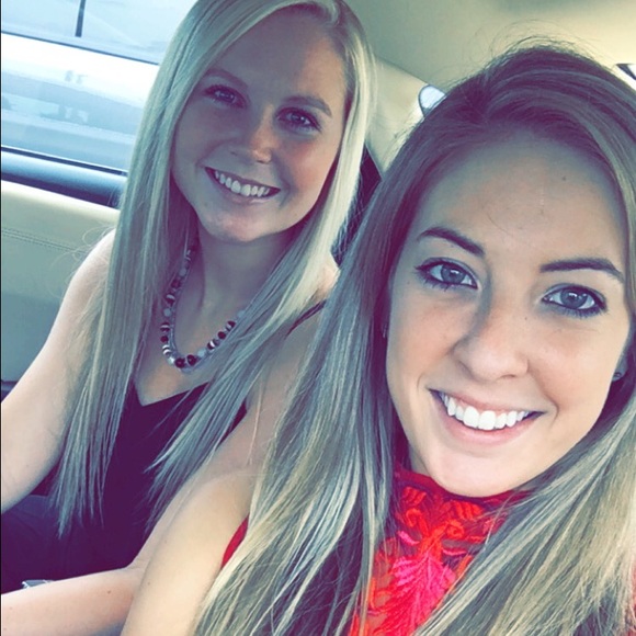 Profile Picture of Taylor Kolbeck (@taykolbeck) on Poshmark