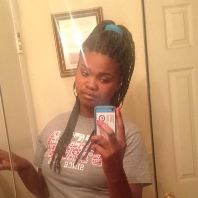 Profile Picture of Stephanie McGregor (@believer51498) on Twitter