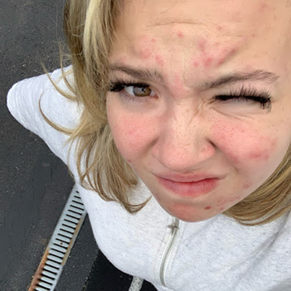 Profile Picture of Ava Mcmanis (@avamcmanis) on Poshmark