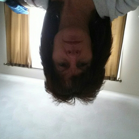 Profile Picture of Robin Burlock (@rburlock123) on Poshmark