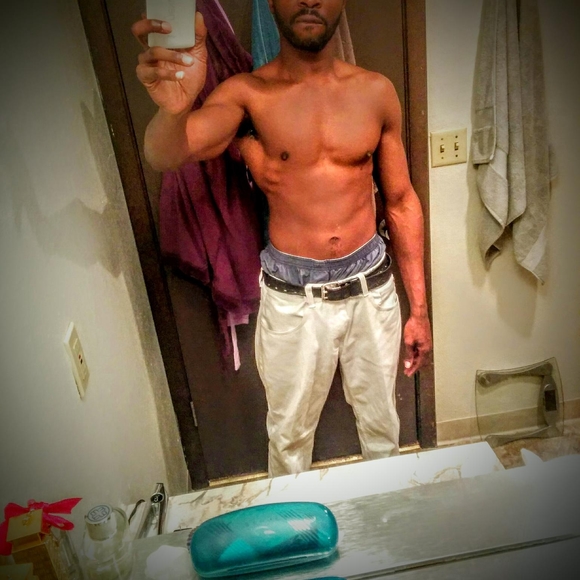 Profile Picture of Carlos Mccloud (@carlosmc) on Poshmark