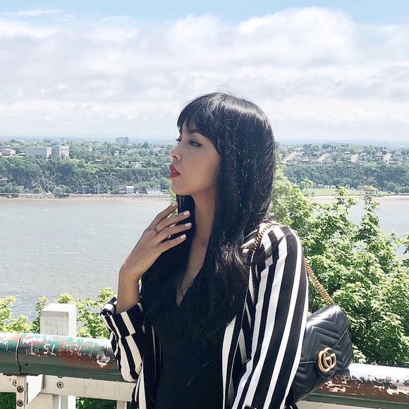 Profile Picture of Emma Hakimi (@emmahakimi) on Poshmark