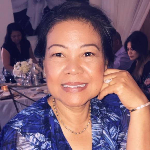 Profile Picture of Phally Kak-yim (@phallyyim) on Poshmark