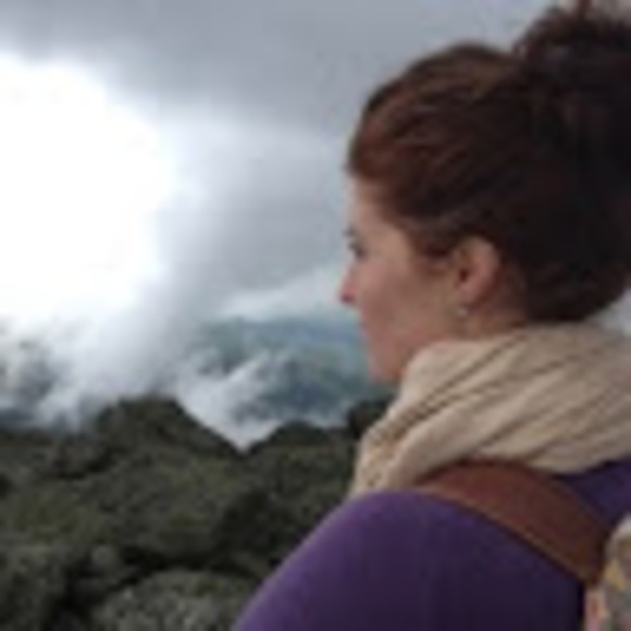 Profile Picture of Rachel Stabb (@rachelstabb) on Poshmark