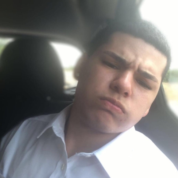 Profile Picture of Luis Viera (@luisviera859) on Poshmark