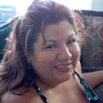Profile Picture of Lisa Farnsworth (@plummcrazy63) on Pinterest