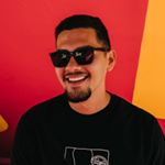 Profile Picture of Carlos Reveron (@carlosreveron) on Instagram