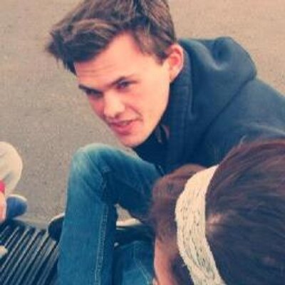Profile Picture of Corey Simmons (@@Coremeisterr) on Twitter