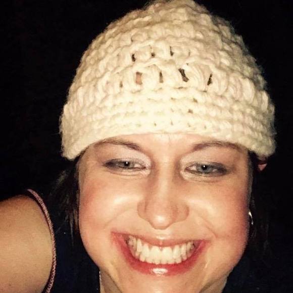 Profile Picture of Allison Mccandless (@apm52982) on Poshmark