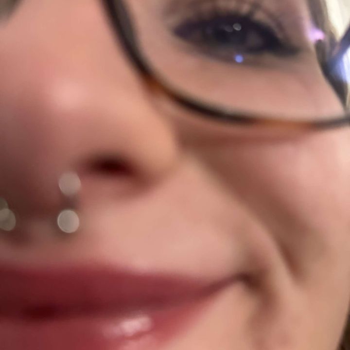 Profile Picture of lisa.wee (@lisa.weee) on Tiktok