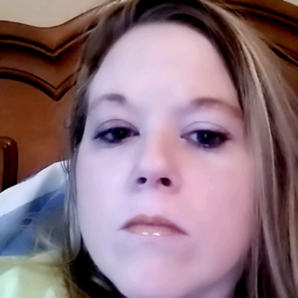 Profile Picture of Chris Gilmer (@chrisngilmer) on Poshmark