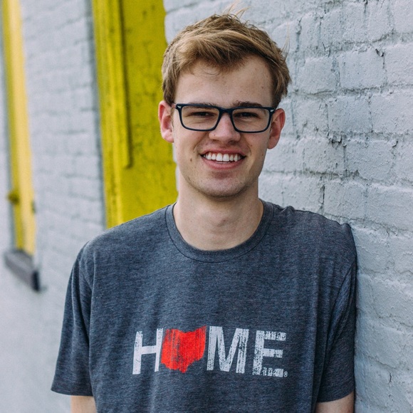 Profile Picture of Caleb Hanson (@caleb_hanson) on Poshmark