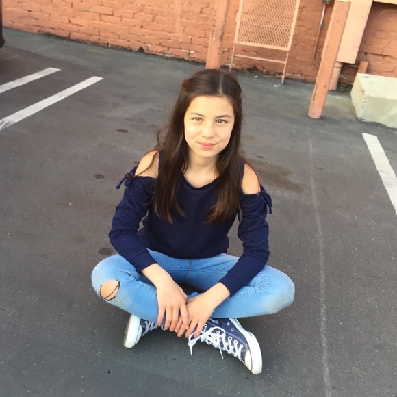 Mia Quilici - Poshmark Profile Picture of Mia Quilici (@miakquil) on Poshmark