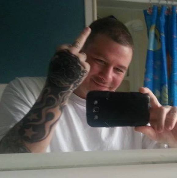 Profile Picture of Shawn Dugo (@nickelsndimes) on Poshmark