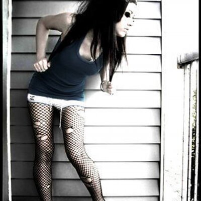 Profile Picture of Jasmine Range (@jaszy_poo) on Twitter