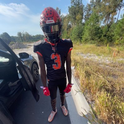 Profile Picture of Brandon Sanders #3 (@Realbrandon22) on Twitter