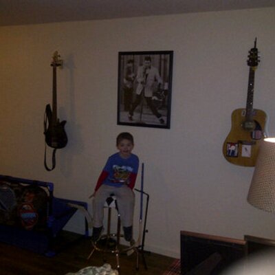 Damian Madison - Twitter Profile Picture of Damian Madison (@Zero_negegative) on Twitter