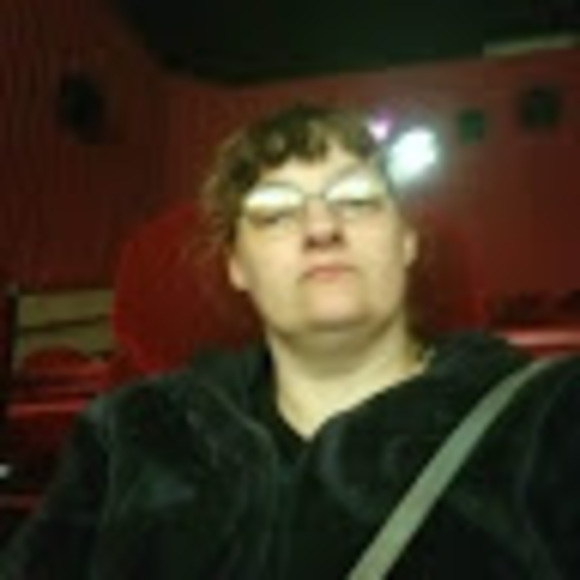 Profile Picture of Dawn Stampfel (@dawnstampfel32) on Poshmark