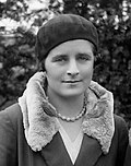 Profile Picture of Violet Owenon Wikipedia