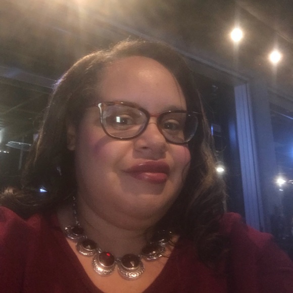 Profile Picture of Tamara Moody (@tmoody969) on Poshmark