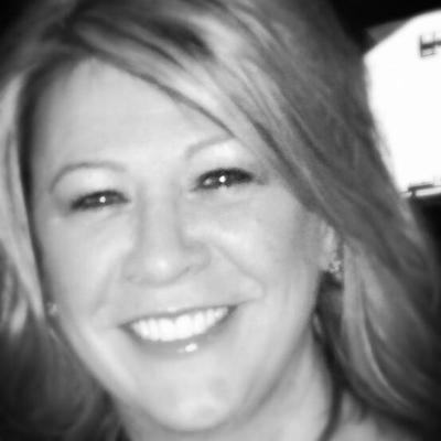 Profile Picture of Jill Owen (@jillyobeans) on Twitter