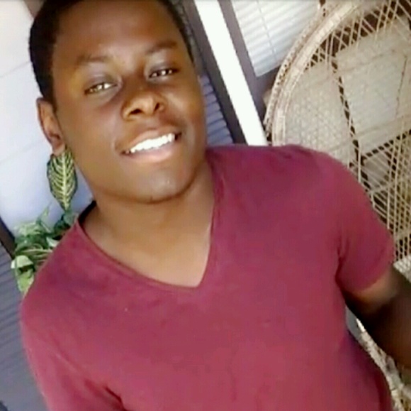 Profile Picture of Jonathan Mims (@big_jays) on Poshmark