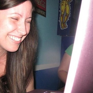 Profile Picture of Laura Morris (@lauranator) on Myspace