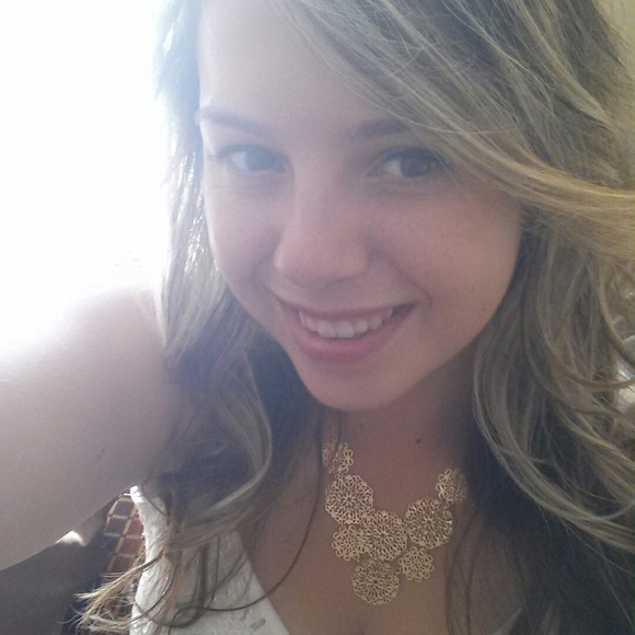 Profile Picture of Davlin Mozdzen (@davlin182) on Poshmark