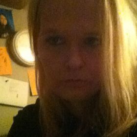 Profile Picture of Lora McGee (@lmcgee1216) on Pinterest