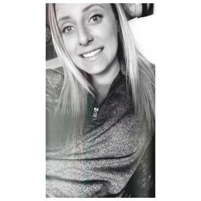 Profile Picture of Danielle Aucoin (@danielleaucoin) on Twitter