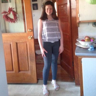 Profile Picture of Iris Hunt (@Purplerock215) on Twitter
