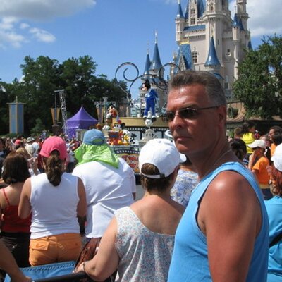 Profile Picture of Geoff Wallace (@geoffwallace69) on Twitter
