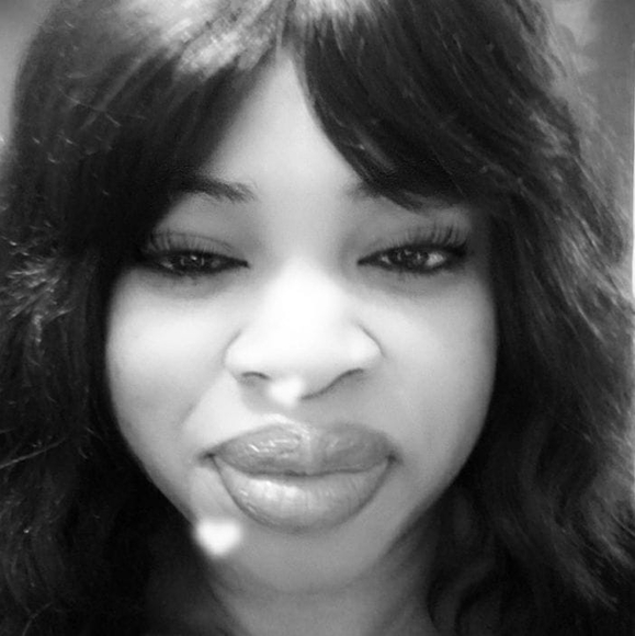 Clancy Bropleh - Poshmark Profile Picture of Clancy Bropleh (@ceejayomo) on Poshmark