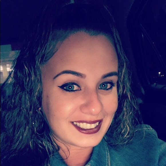 Profile Picture of Jasmine Orengo (@jaz1129) on Poshmark