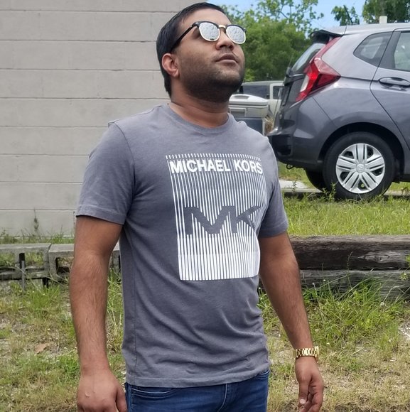 Profile Picture of Amin Dobani (@amindobani57) on Poshmark