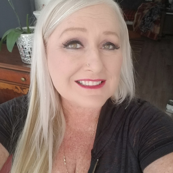 Profile Picture of Sherrikim Milford (@sherrikim65) on Poshmark