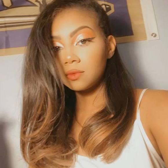 Profile Picture of Chandler Allen (@chandleralle484) on Poshmark